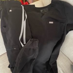 FIGS Skinny Scrub Joggers & Top - XXS